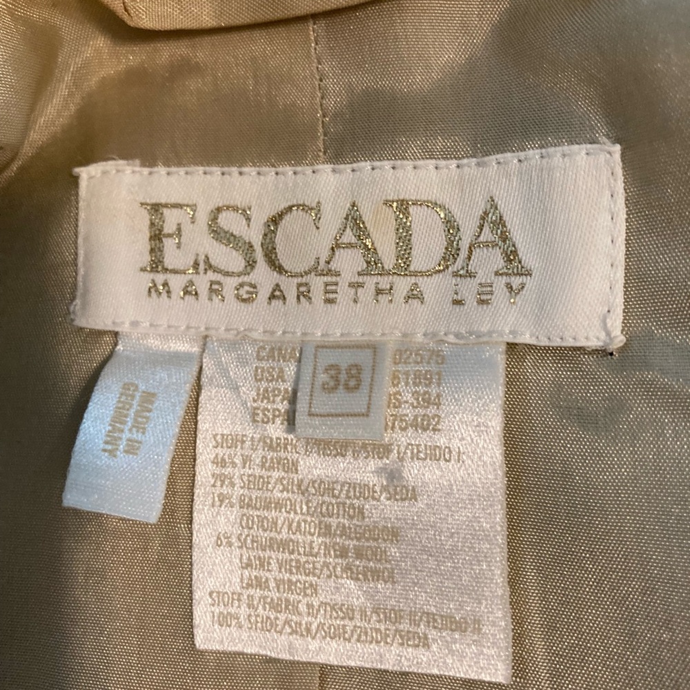 Escada Vintage Blazer - Picture 9 of 9